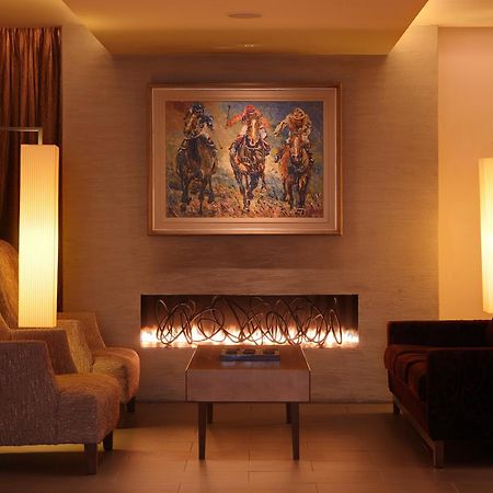 Aghadoe Heights Hotel & Spa คิลลาร์นีย์ ภายใน รูปภาพ A fireplace in a living room