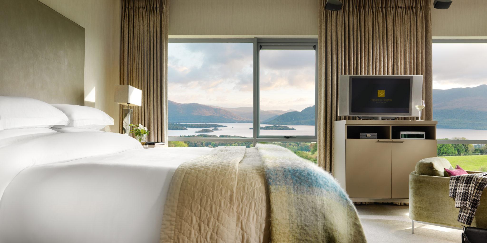 Aghadoe Heights Hotel & Spa คิลลาร์นีย์ ภายนอก รูปภาพ A bedroom at The Westin Killarney